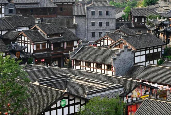 阴森庄园的秘密